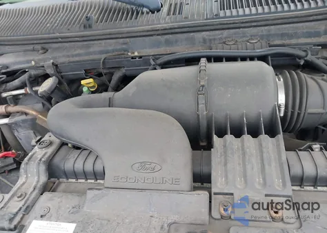 2000 Ford E-250 Recreational from USA, damaged, VIN 1FDPE24L8YHC03162